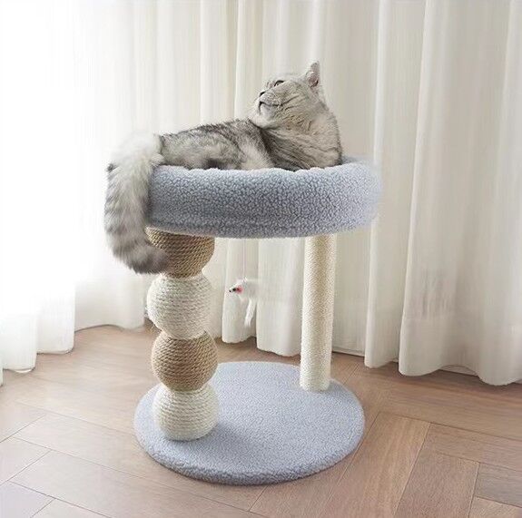 Basic Double-Layer Cat Tree with Four Balls Basic Double-Layer Cat Tree with Four Balls